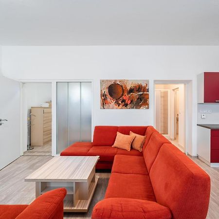 Apartment Yogiam Slavkov u Brna Luaran gambar